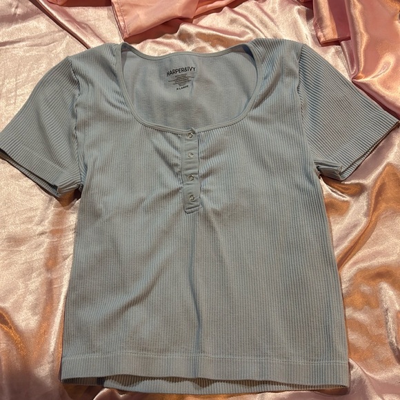 baby blue ribbed top, never worn - Picture 1 of 2